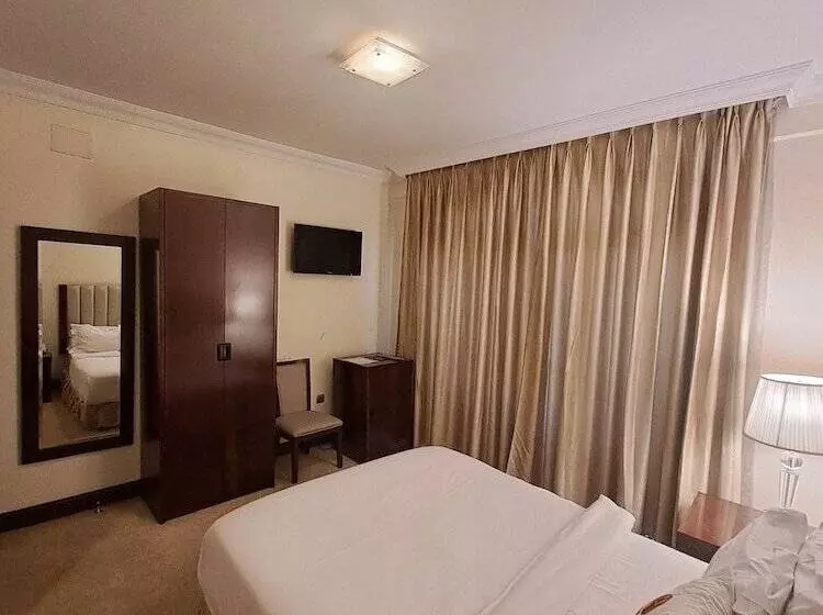 هتل Park Lane Addis