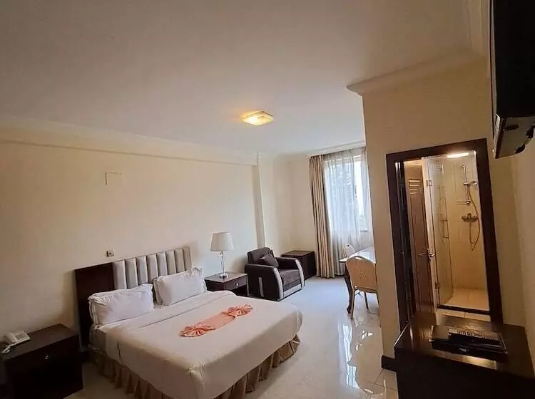 هتل Park Lane Addis