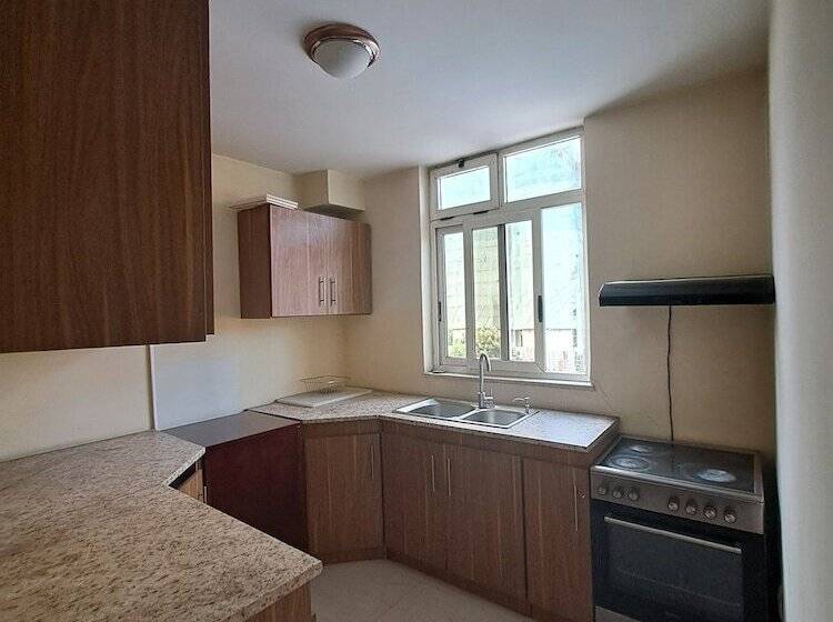 هتل Park Lane Addis