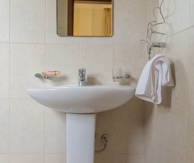 هتل Park Lane Addis