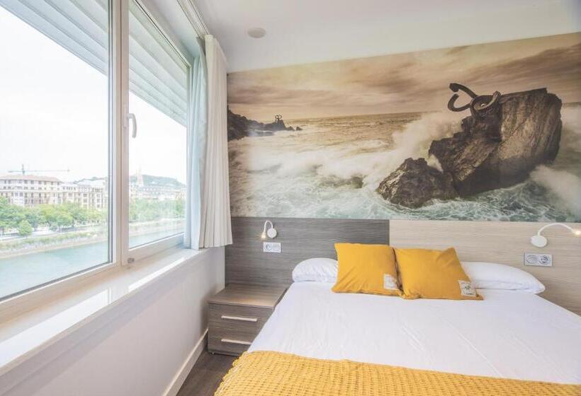 هتل Pensión Riberas Del Urumea