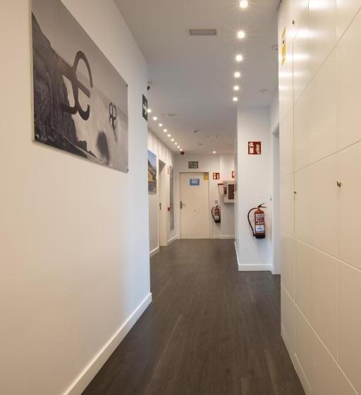 هتل Pensión Riberas Del Urumea