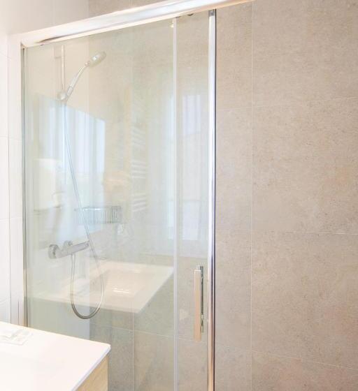 هتل Pensión Riberas Del Urumea