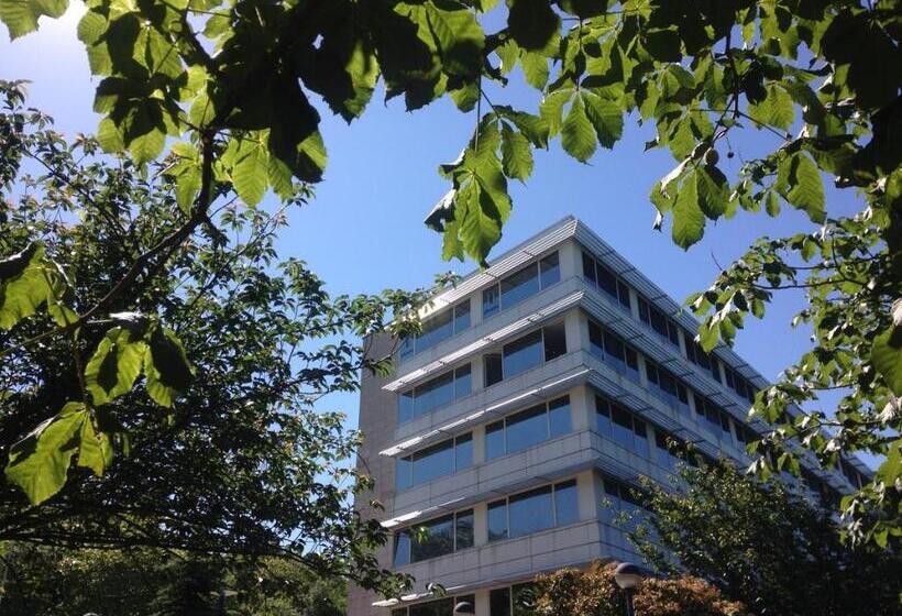 هتل Pensión Riberas Del Urumea