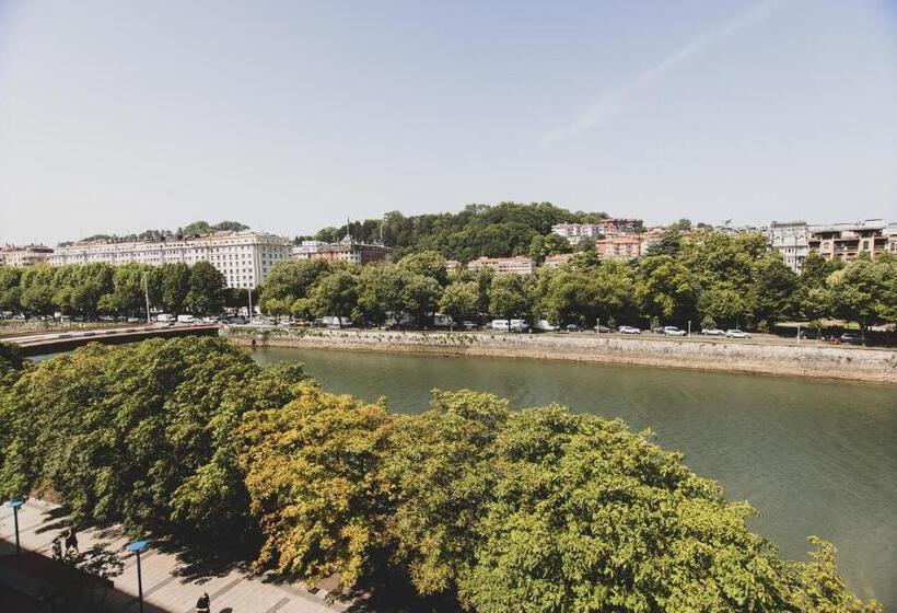 هتل Pensión Riberas Del Urumea