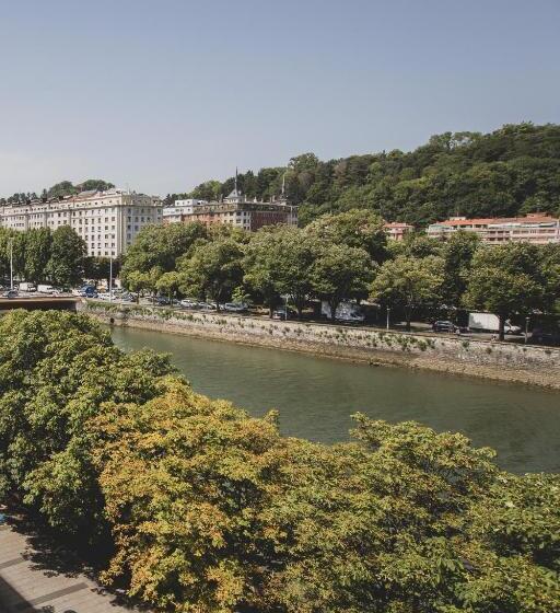 هتل Pensión Riberas Del Urumea