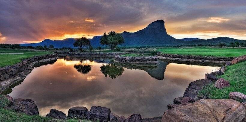 호텔 Sea Star Golf And Safari Resort