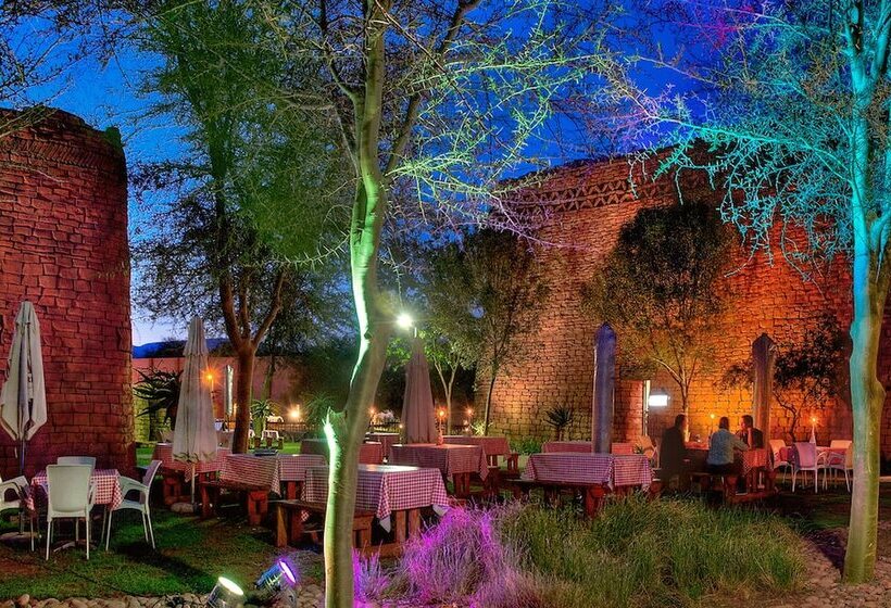 호텔 Sea Star Golf And Safari Resort