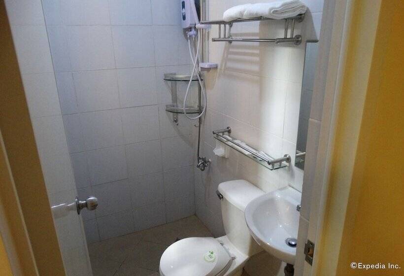 Hotel Time Travellers