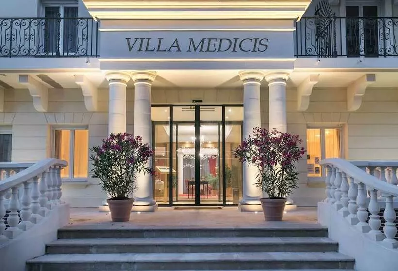 هتل Médicis Home Puteaux