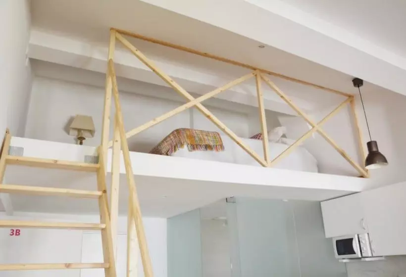 In Lisbon Apartments