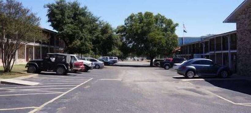 Мотель Ranch House Inn And Suites