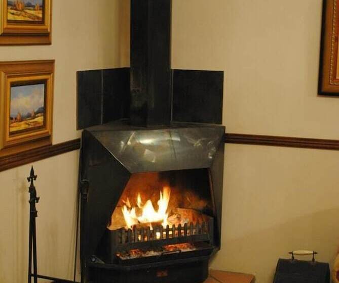 Пансион Beaufort Manor Country Lodge