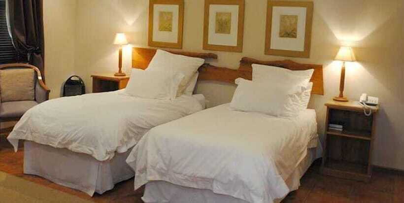 Пансион Beaufort Manor Country Lodge