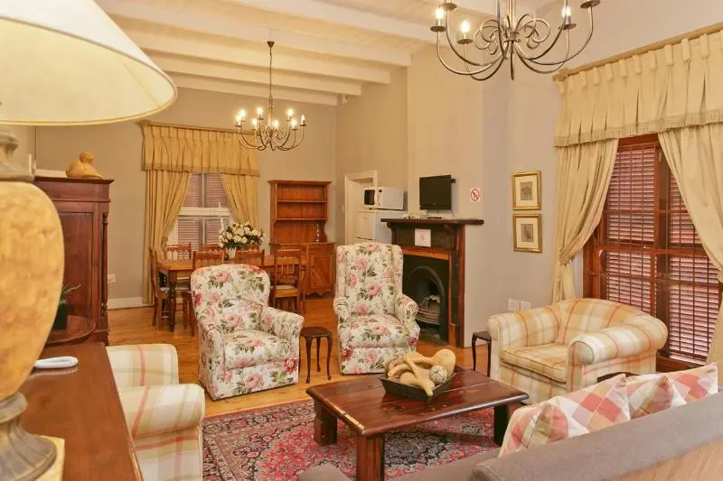 ペンション Beaufort Manor Country Lodge