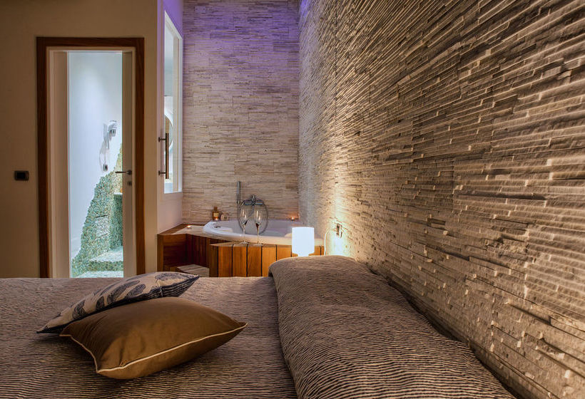 פנסיון Lucenova Suite Guest House