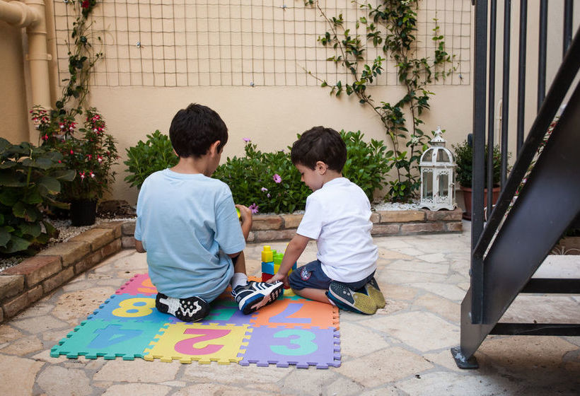 פנסיון Lucenova Suite Guest House