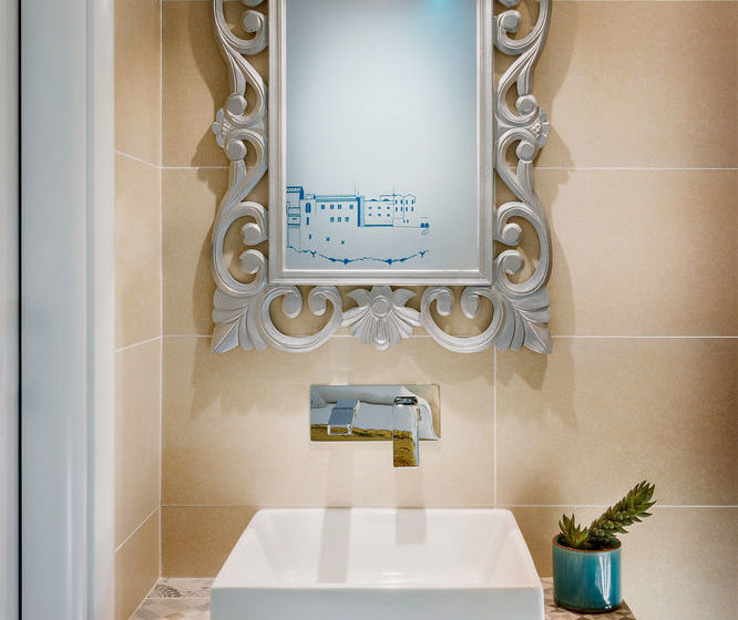 פנסיון Lucenova Suite Guest House