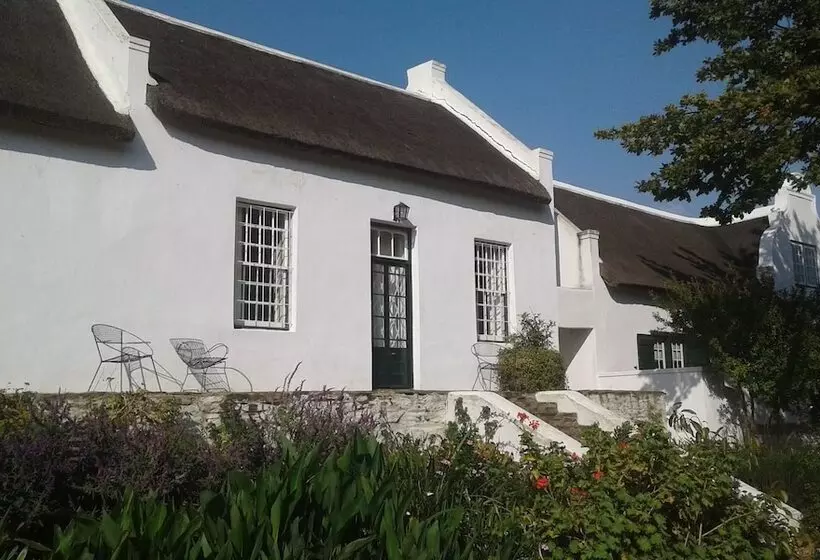 ペンション Tulbagh Country Guest House   Cape Dutch Quarters