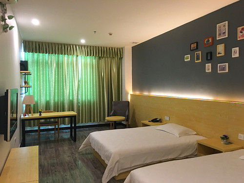 בית מלון כפרי Yi Mi Shenzhen Longgang Pinghu South China City