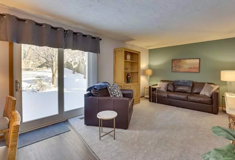 Akron Home W/ Deck: Walk To Towpath Trail!