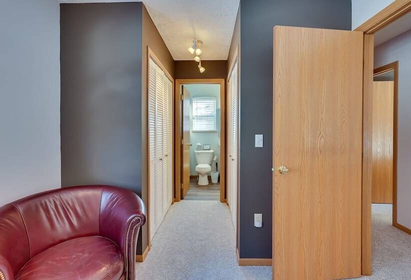 Akron Home W/ Deck: Walk To Towpath Trail!