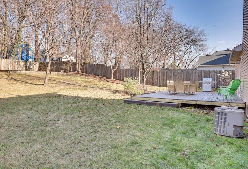 Akron Home W/ Deck: Walk To Towpath Trail!