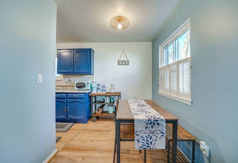 Family Friendly Getaway W/ Fire Pit In Ann Arbor