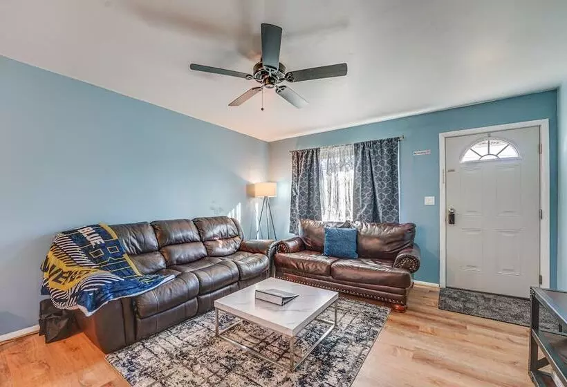 Family Friendly Getaway W/ Fire Pit In Ann Arbor