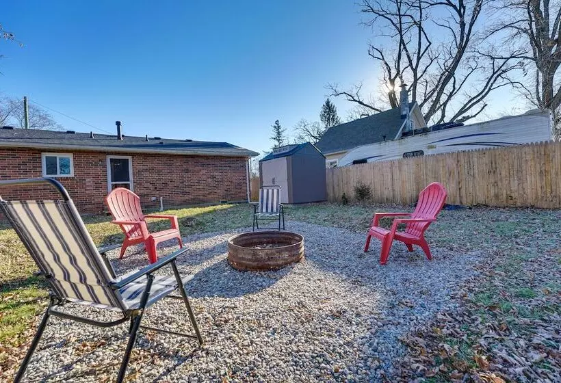 Family Friendly Getaway W/ Fire Pit In Ann Arbor