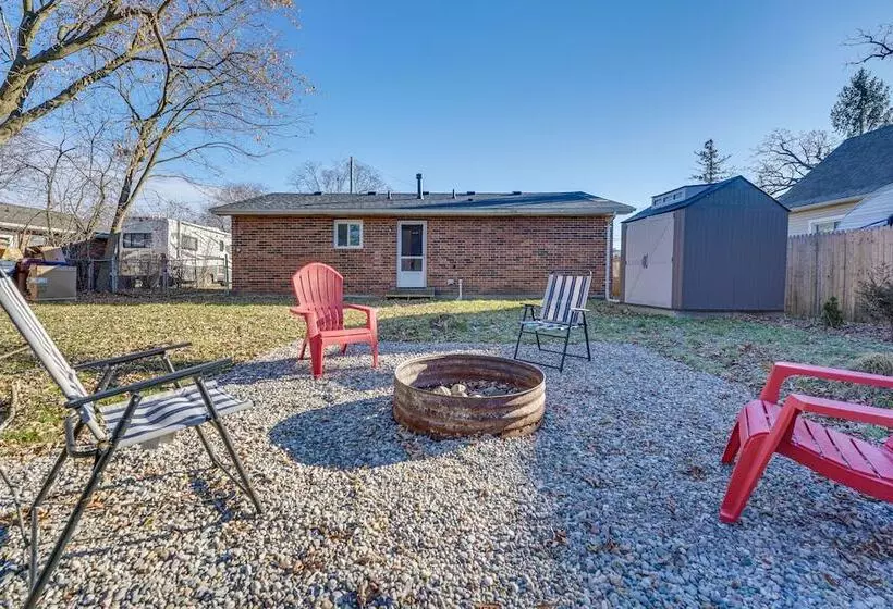 Family Friendly Getaway W/ Fire Pit In Ann Arbor