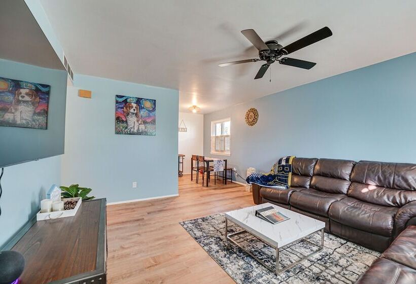 Family Friendly Getaway W/ Fire Pit In Ann Arbor