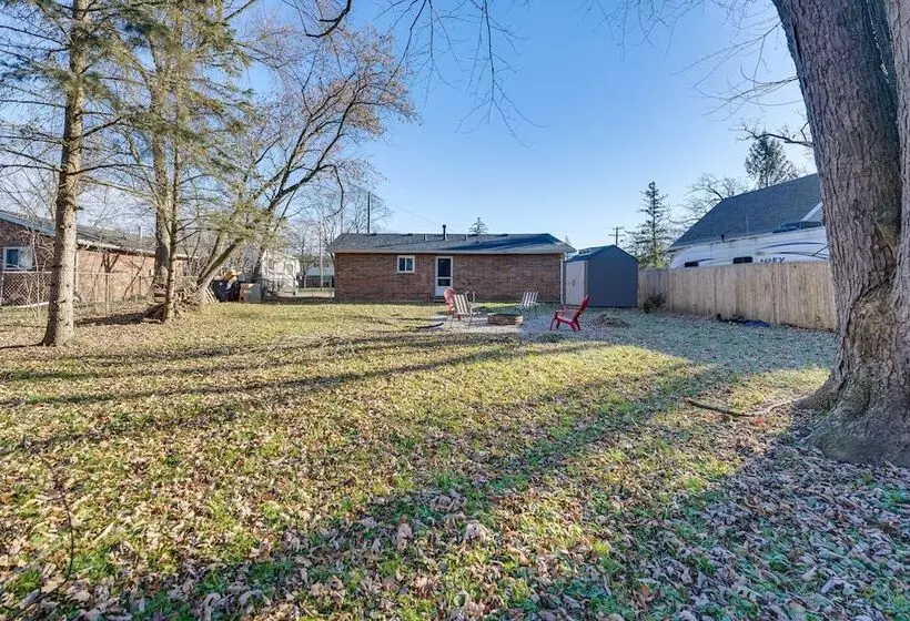 Family Friendly Getaway W/ Fire Pit In Ann Arbor