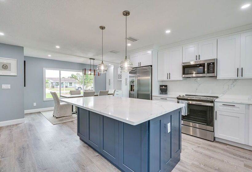 Apollo Beach Retreat W/ Private Pool & Boat Dock