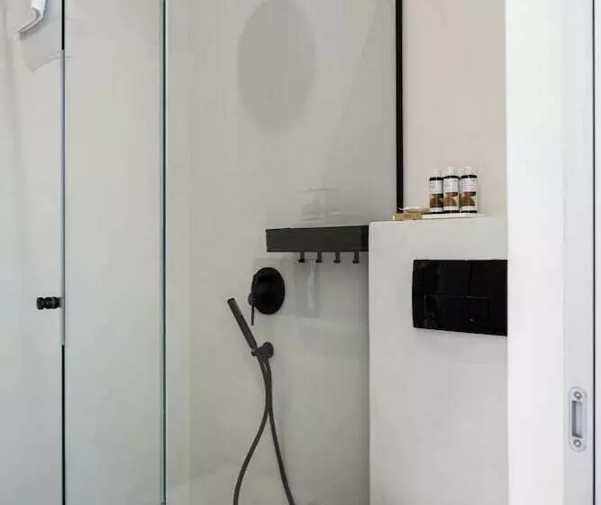 تختخواب و صبحانه Tellion Suites