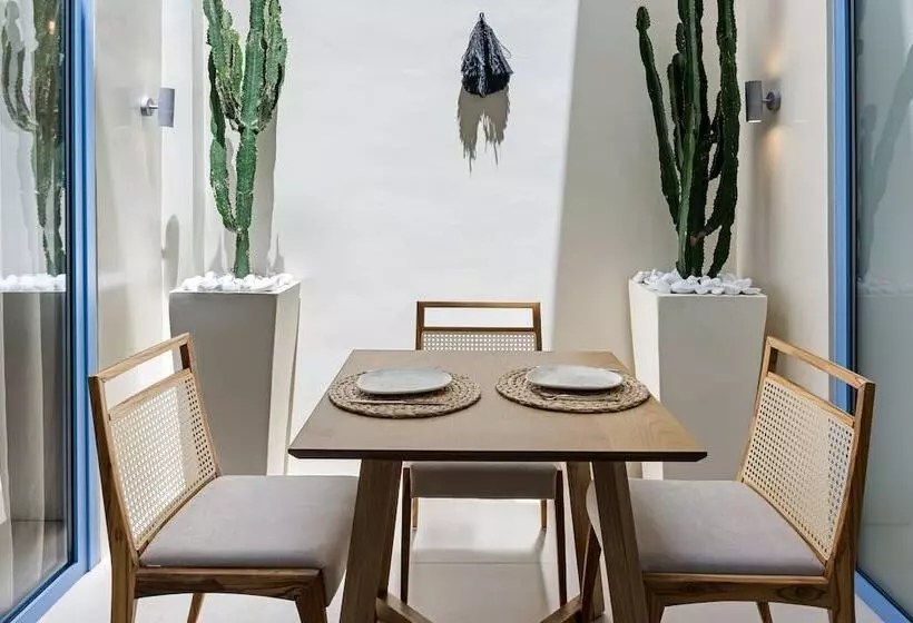 تختخواب و صبحانه Tellion Suites