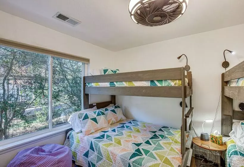 Private Dock: Charming Cedar Creek Retreat!