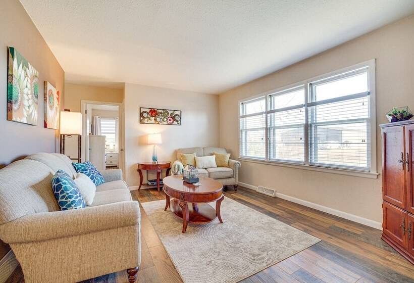 Chippewa Falls Vacation Rental: 6 Mi To Eau Claire