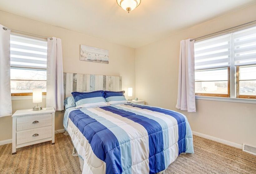 Chippewa Falls Vacation Rental: 6 Mi To Eau Claire