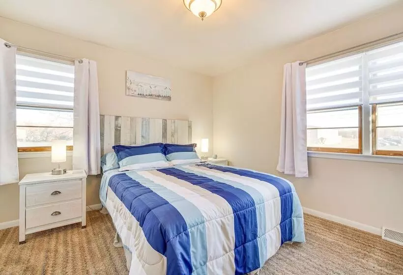 Chippewa Falls Vacation Rental: 6 Mi To Eau Claire