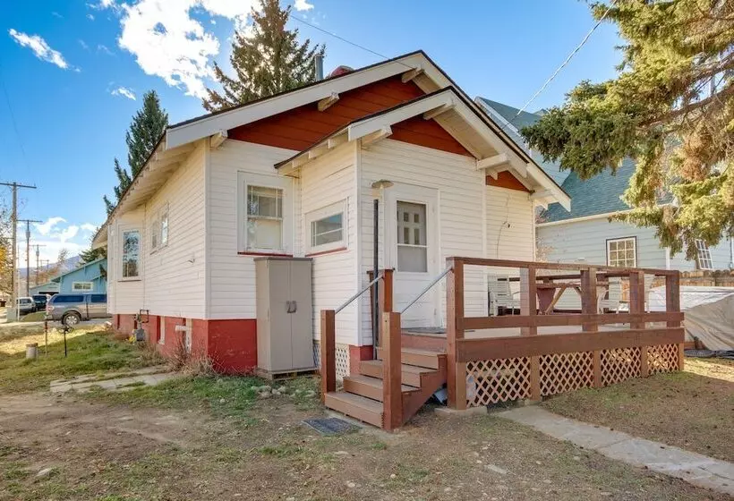 Downtown Red Lodge Home   8 Mi To Skiing!