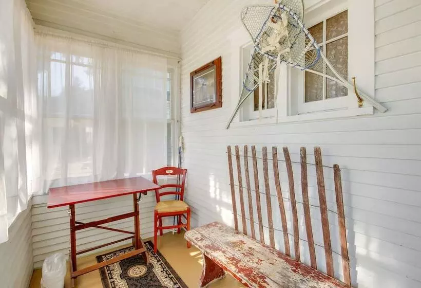 Downtown Red Lodge Home   8 Mi To Skiing!