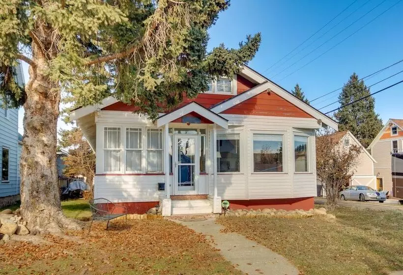 Downtown Red Lodge Home   8 Mi To Skiing!