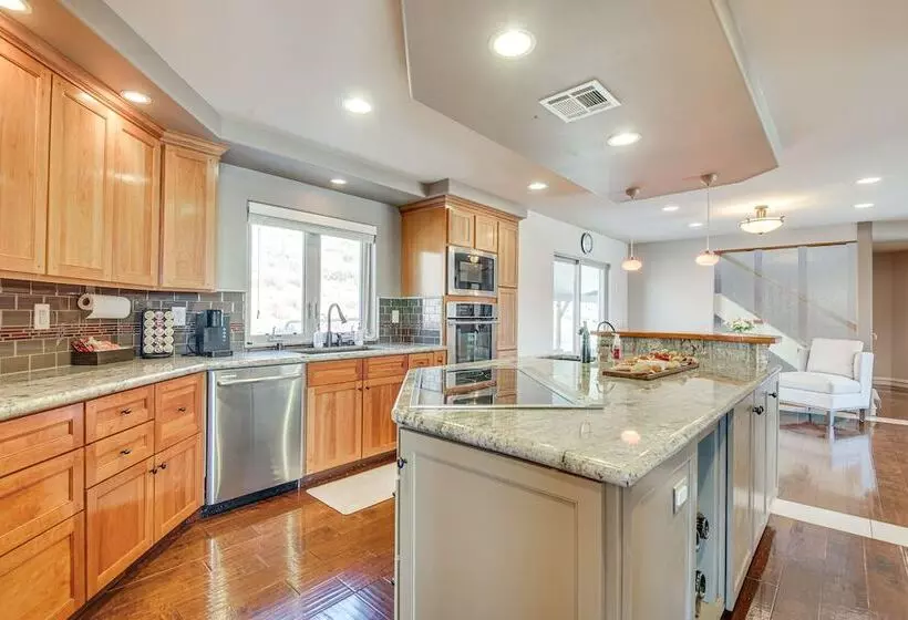 Expansive Mountain Gem: Game Room, 3 Mi To Acton