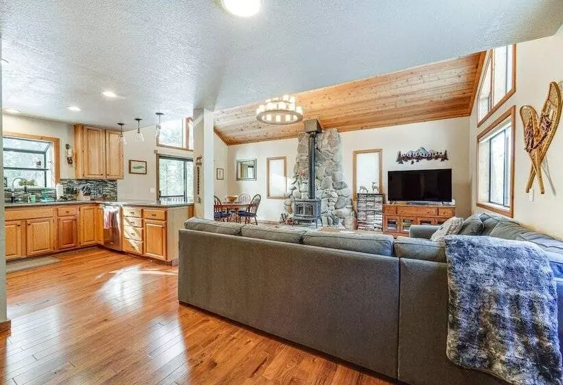 Family Friendly Truckee Cabin In Tahoe Donner!