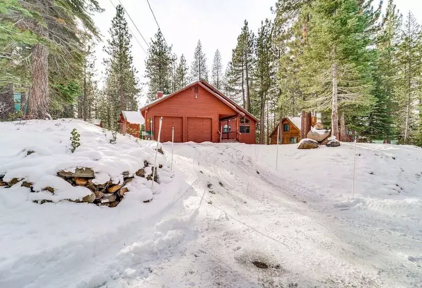 Family Friendly Truckee Cabin In Tahoe Donner!