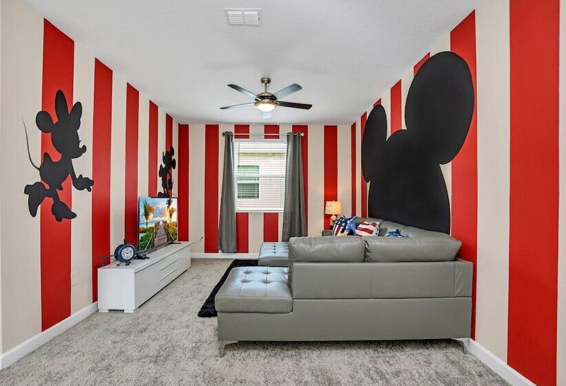 Fantasia @ Storey Lake By Shine Villas #408