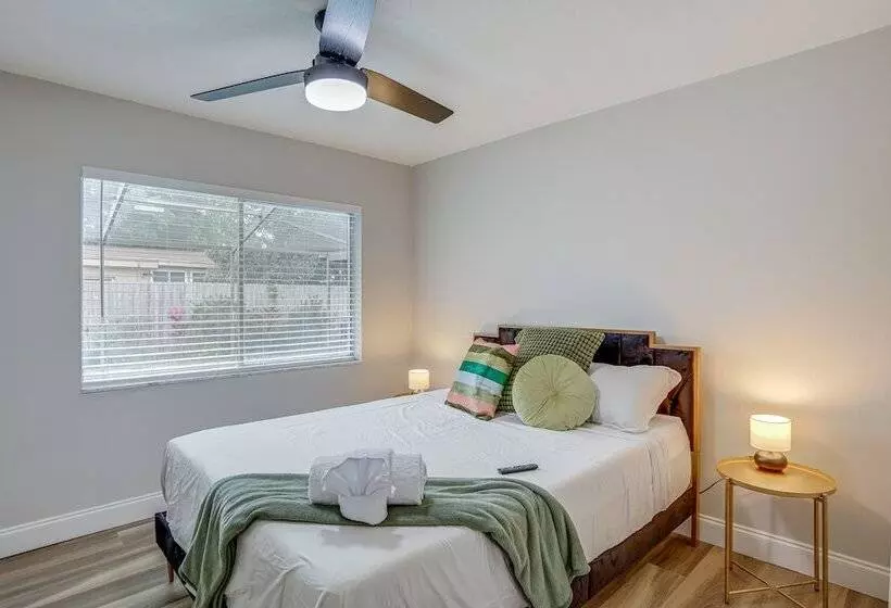 Fully Remodeled St Petersburg Home W/ Private Pool