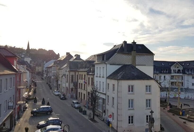 هتل -restaurant Beim Schlass