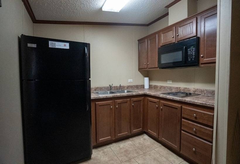 فندق Corporate Hospitality Housing   Orla